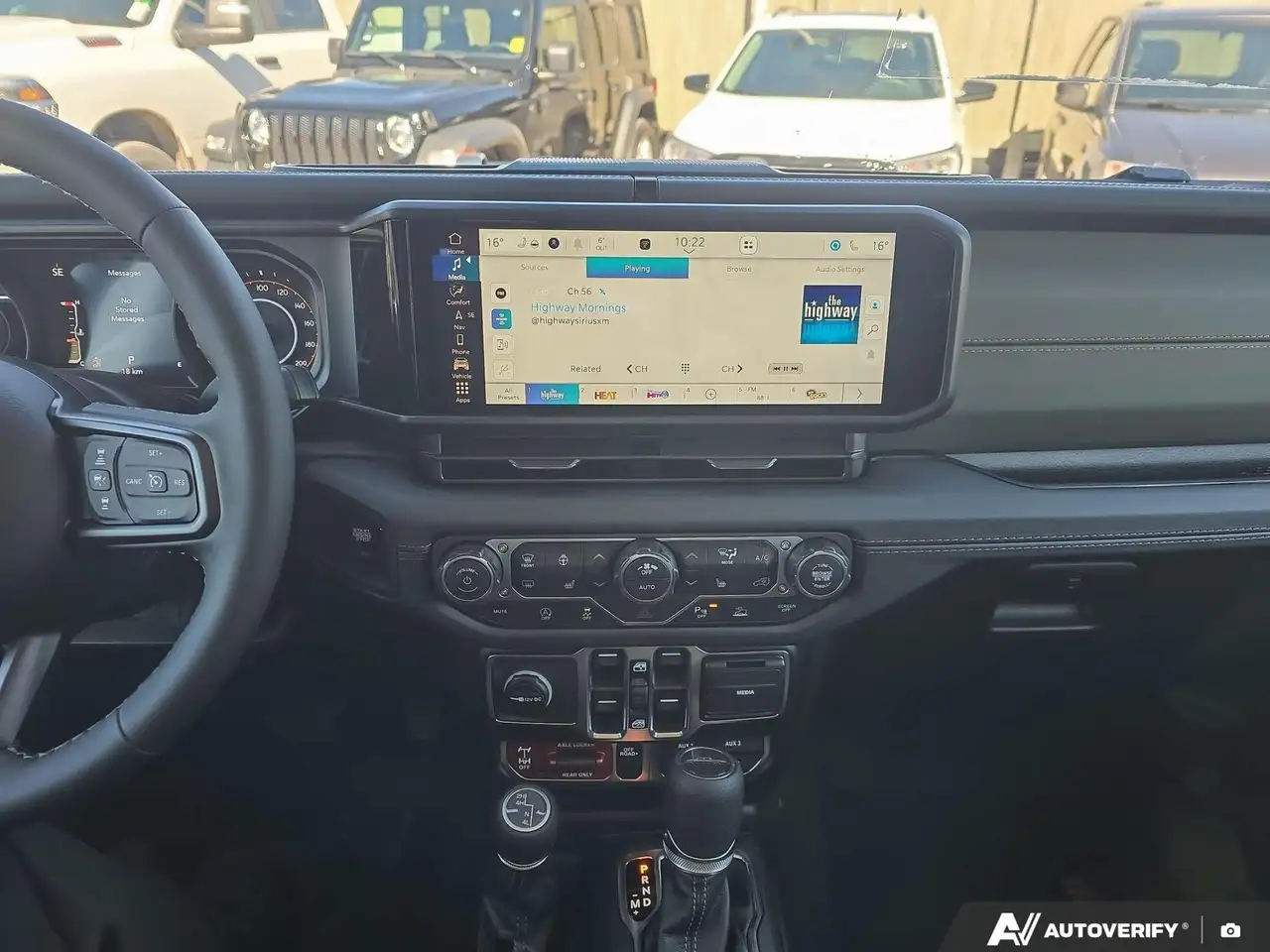Jeep Gladiator снимка Jeep Gladiator