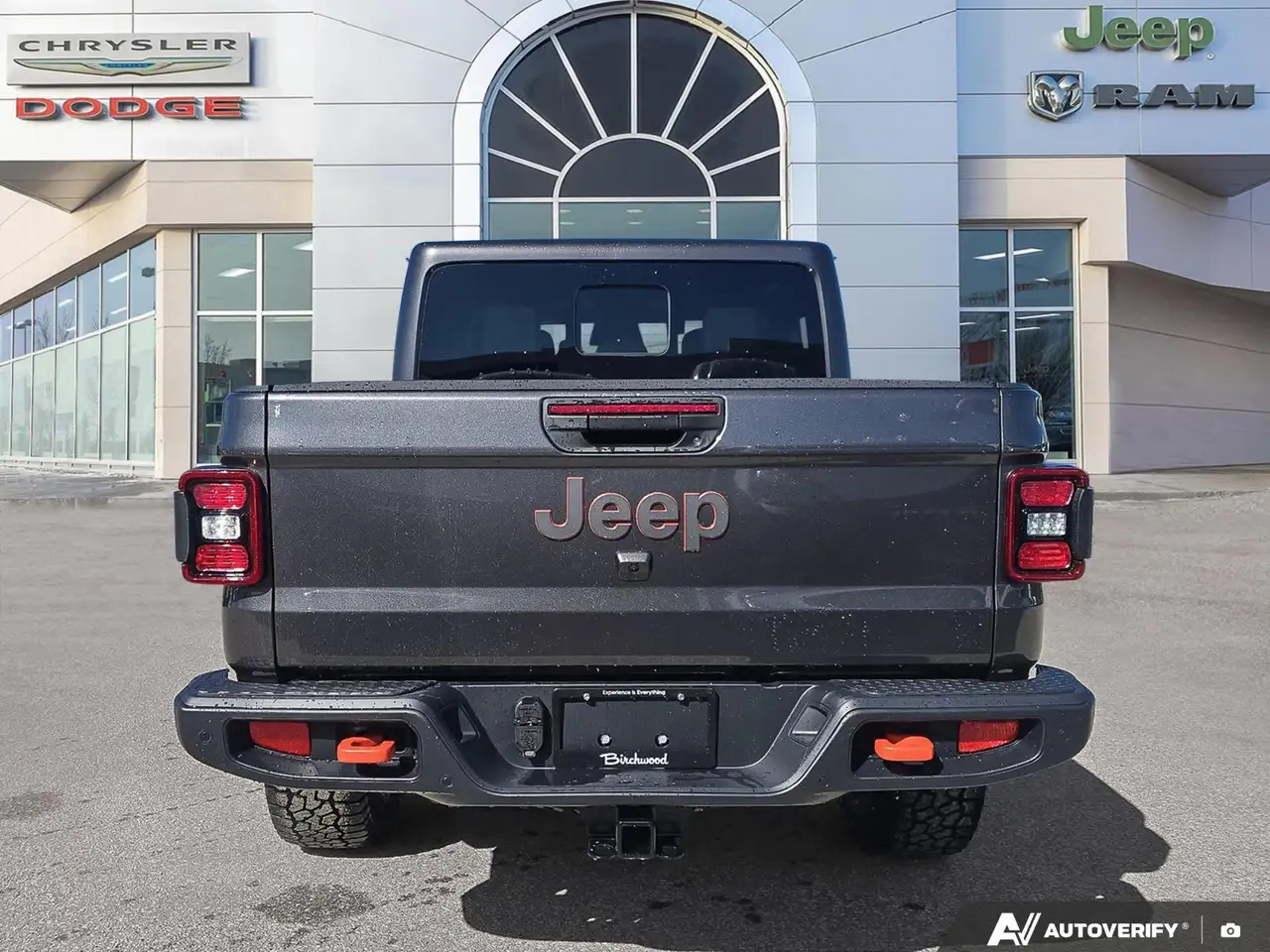 Jeep Gladiator снимка Jeep Gladiator