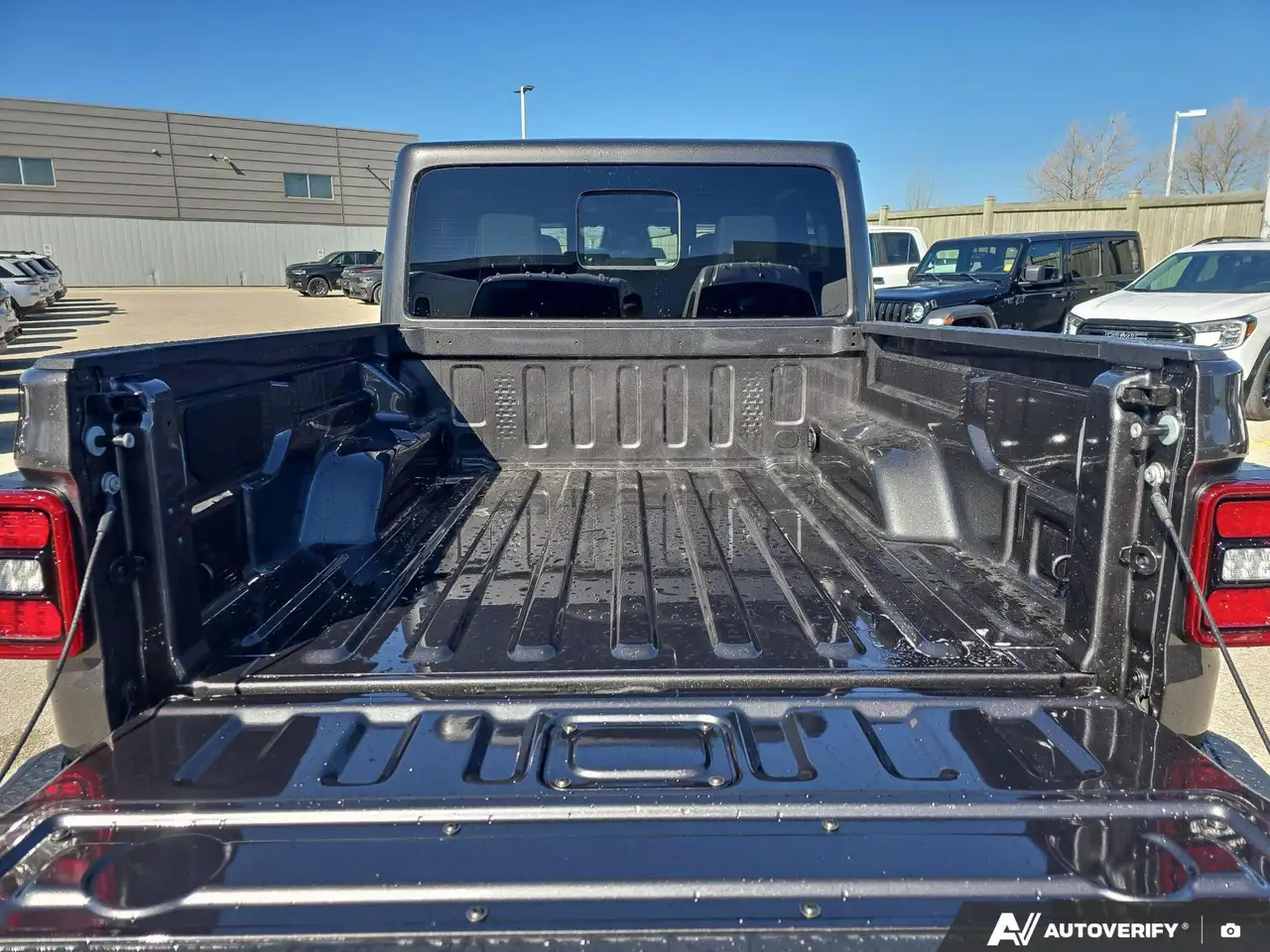 Jeep Gladiator снимка Jeep Gladiator