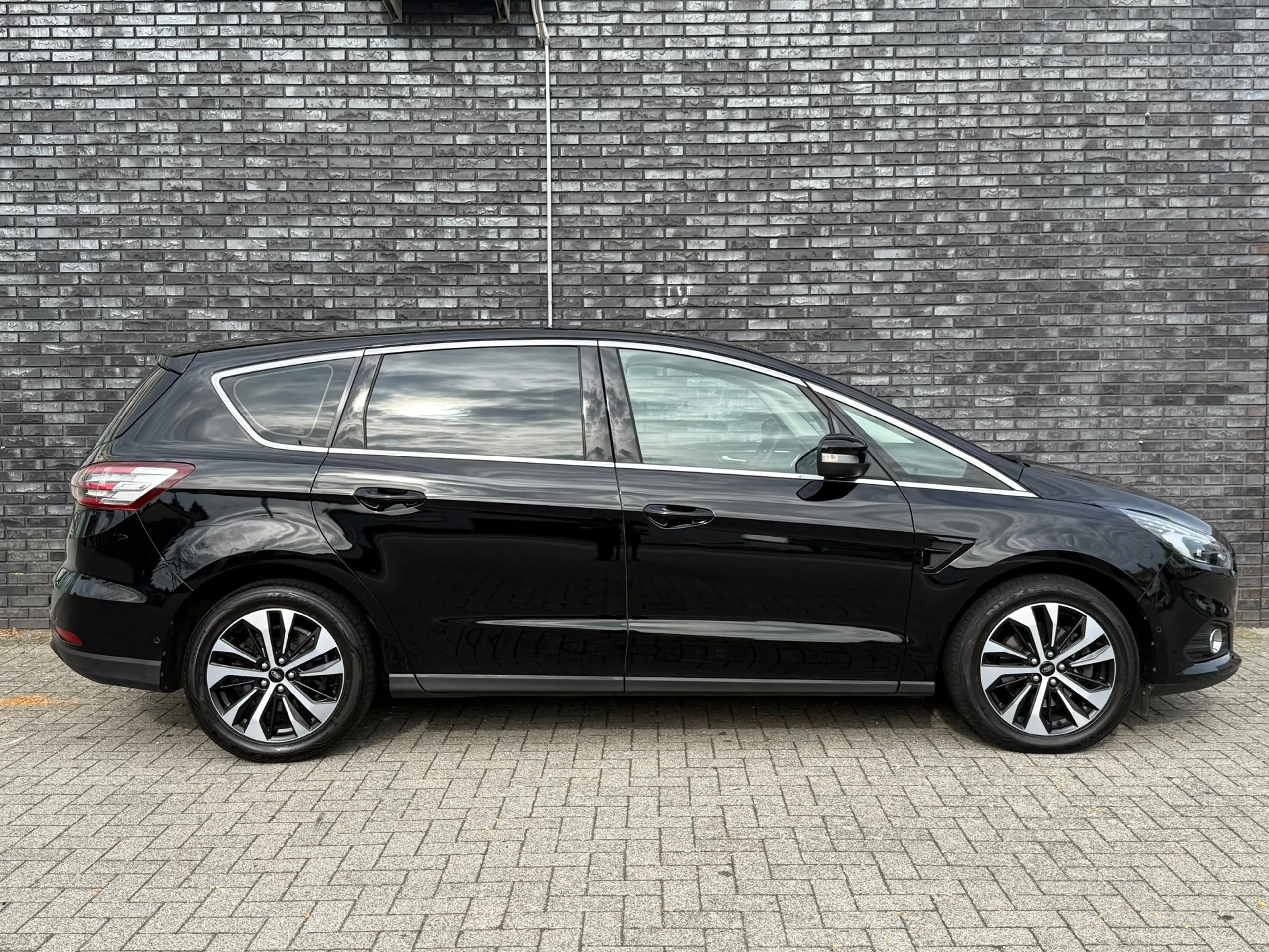 Ford S-Max 2.0 Titanium 241pk Aut|Camera V+A|Carplay|BLIS|Lan — photo 4