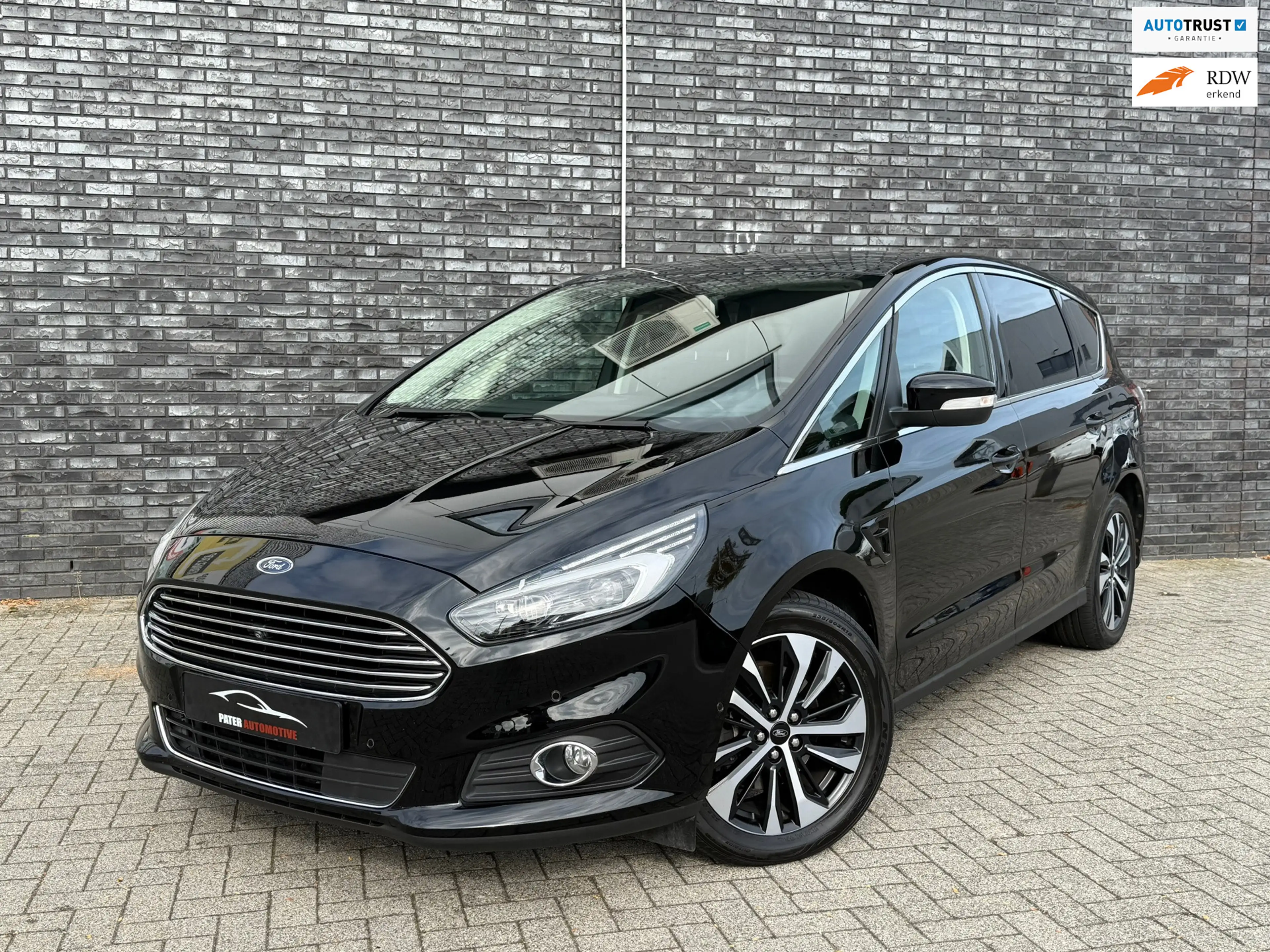 Ford S-Max 2.0 Titanium 241pk Aut|Camera V+A|Carplay|BLIS|Lan