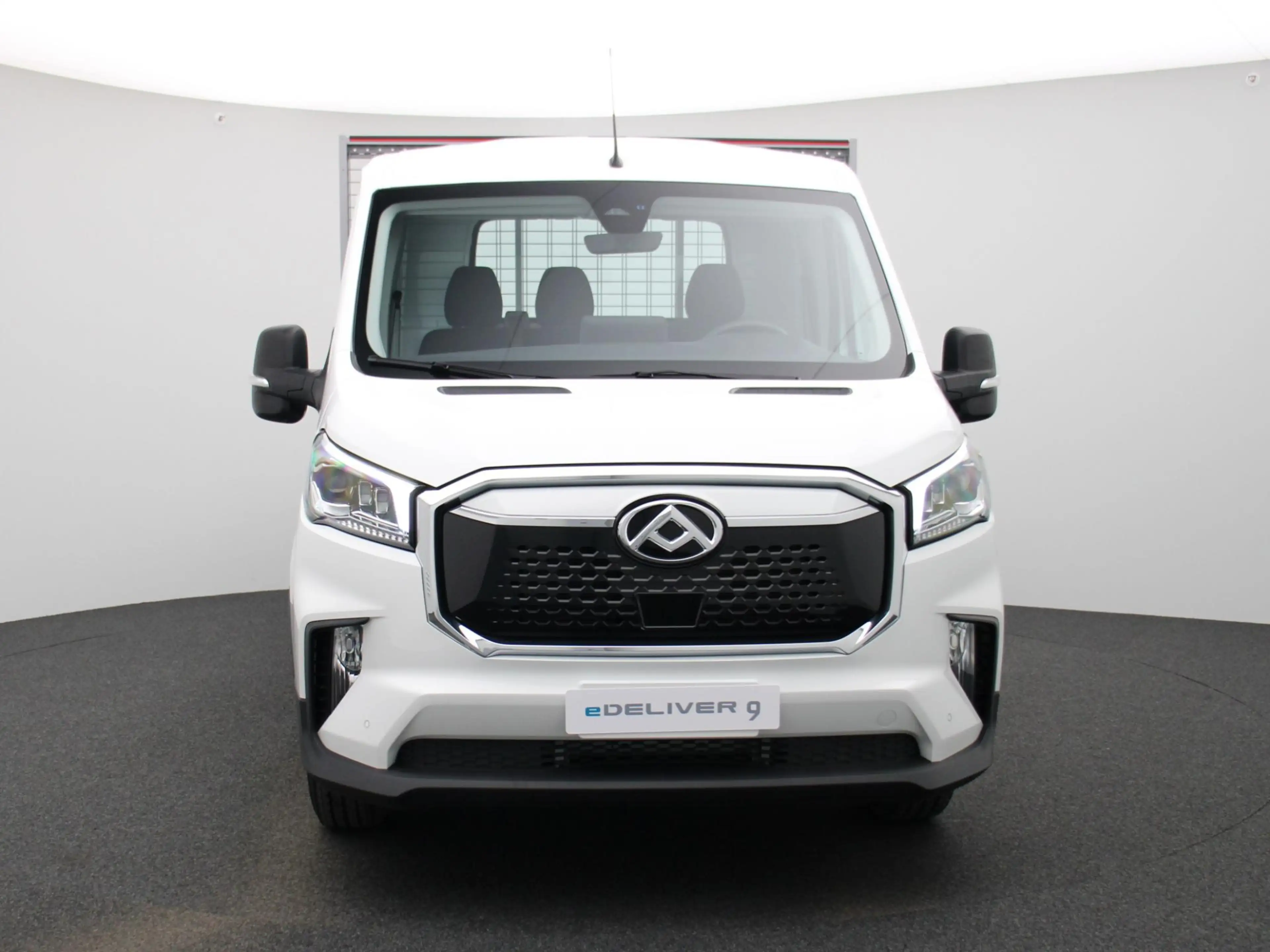 Maxus eDeliver 9 L3 65 kWh Cityworker Open laadbak 380 CM x 209 CM — photo 3