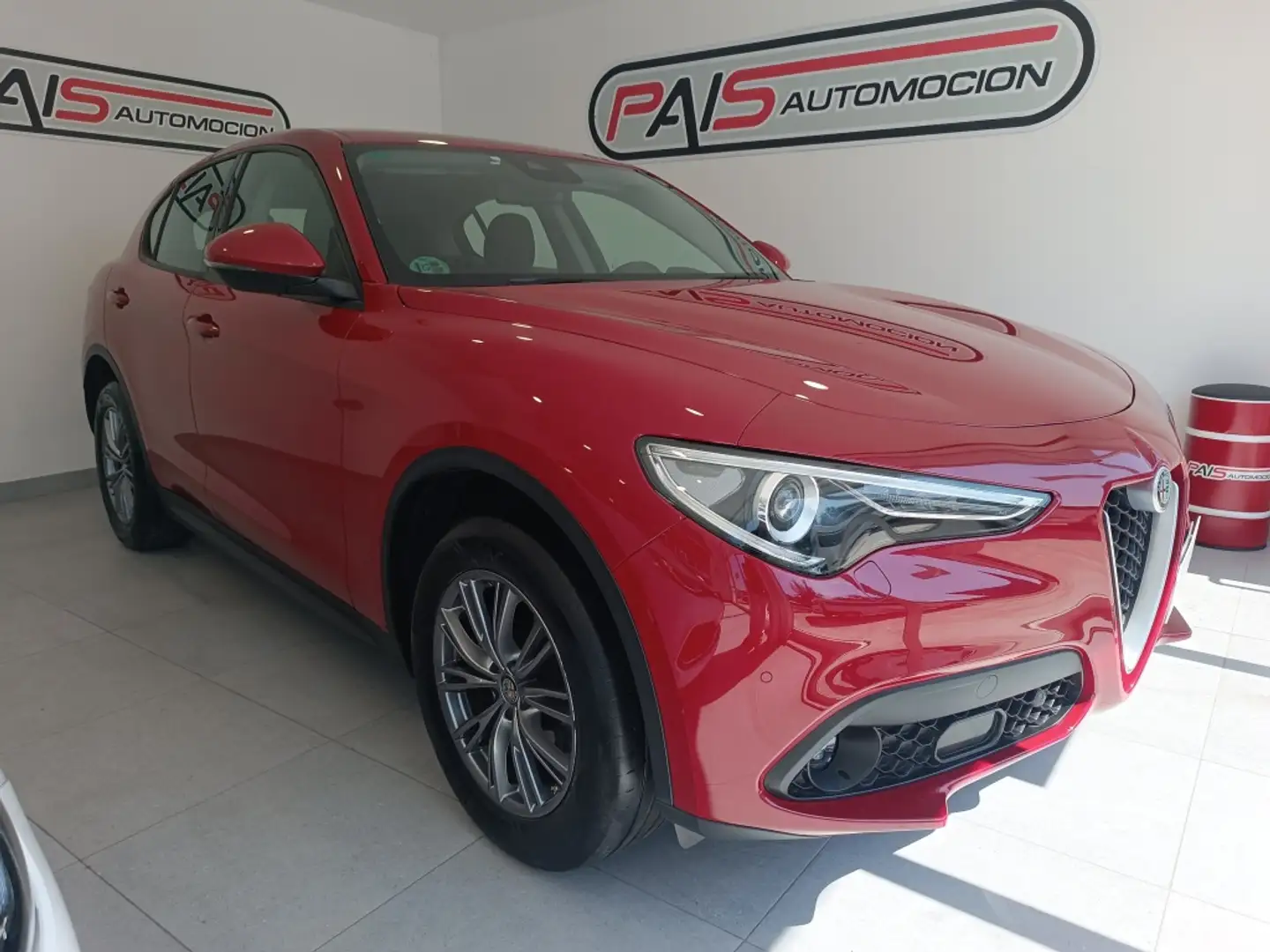 Alfa Romeo Stelvio 2.2 AWD Aut. 180 Rojo - 2