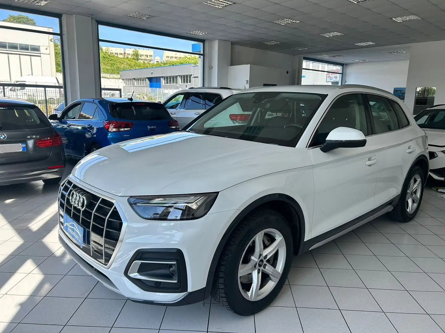 Audi Q5 Q5 35 2.0 tdi mhev 12V s-tronic Bianco - 2