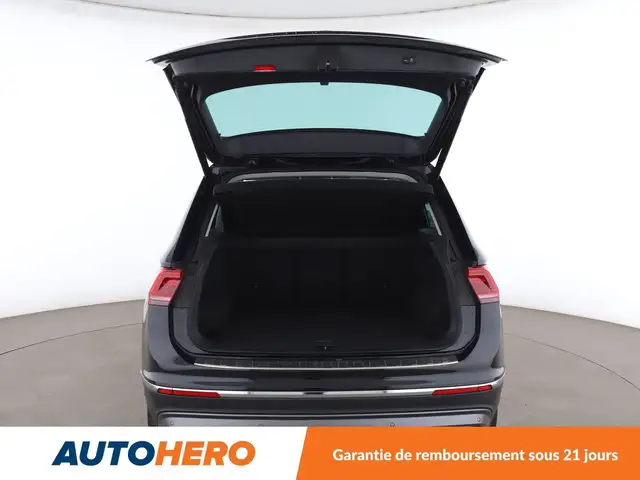 Volkswagen Tiguan view 16