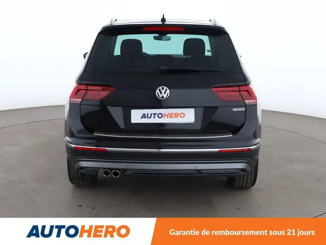 Volkswagen Tiguan view 5