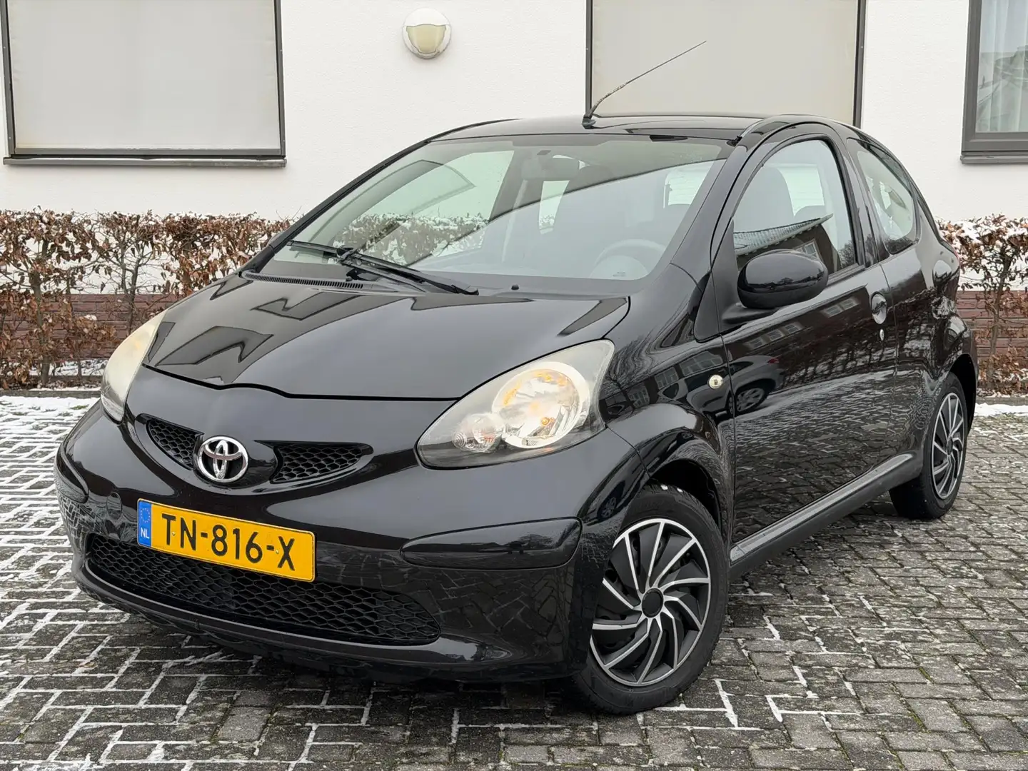 Toyota Aygo 1.0-12V Access AIRCO ELEKTRISCHE RAMEN NETTE AUTO Schwarz - 2