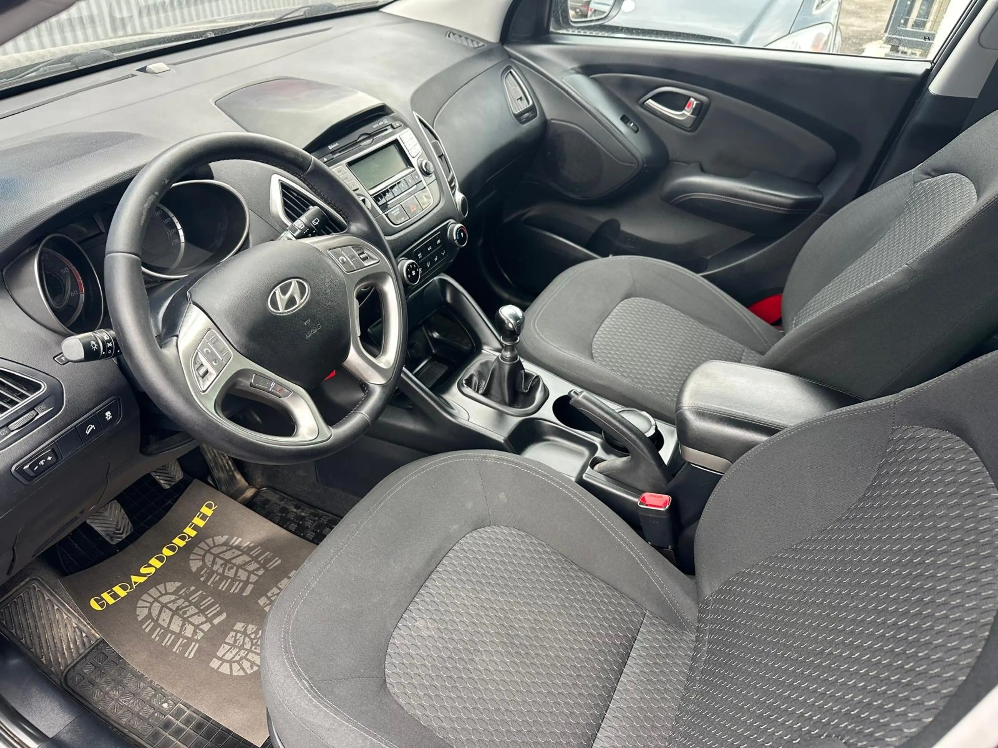 Hyundai iX35 2.0CRDI Comfort — photo 9