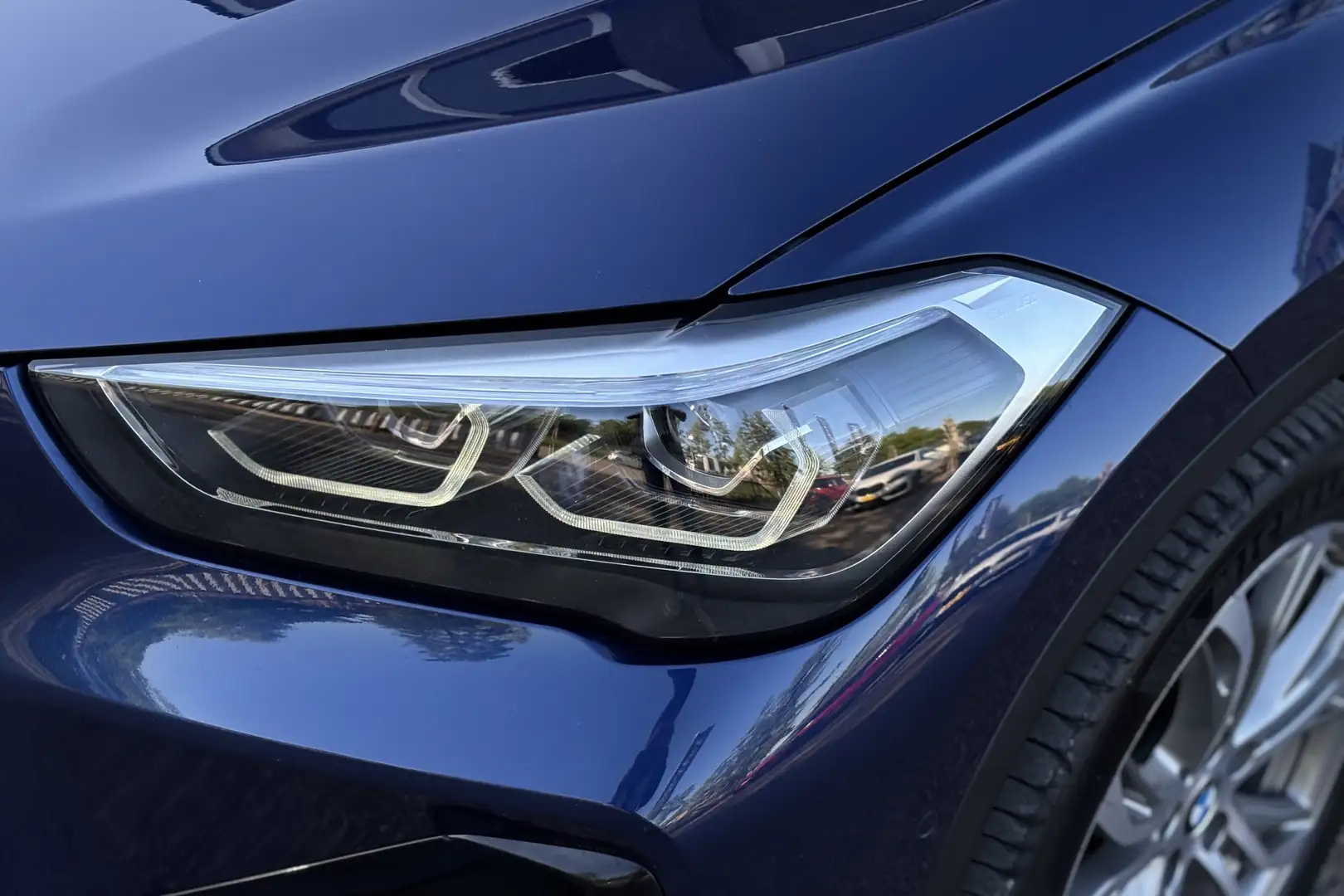 BMW X1 xDrive25e Sport Line | Panodak | Camera | Head-up Blauw - 2