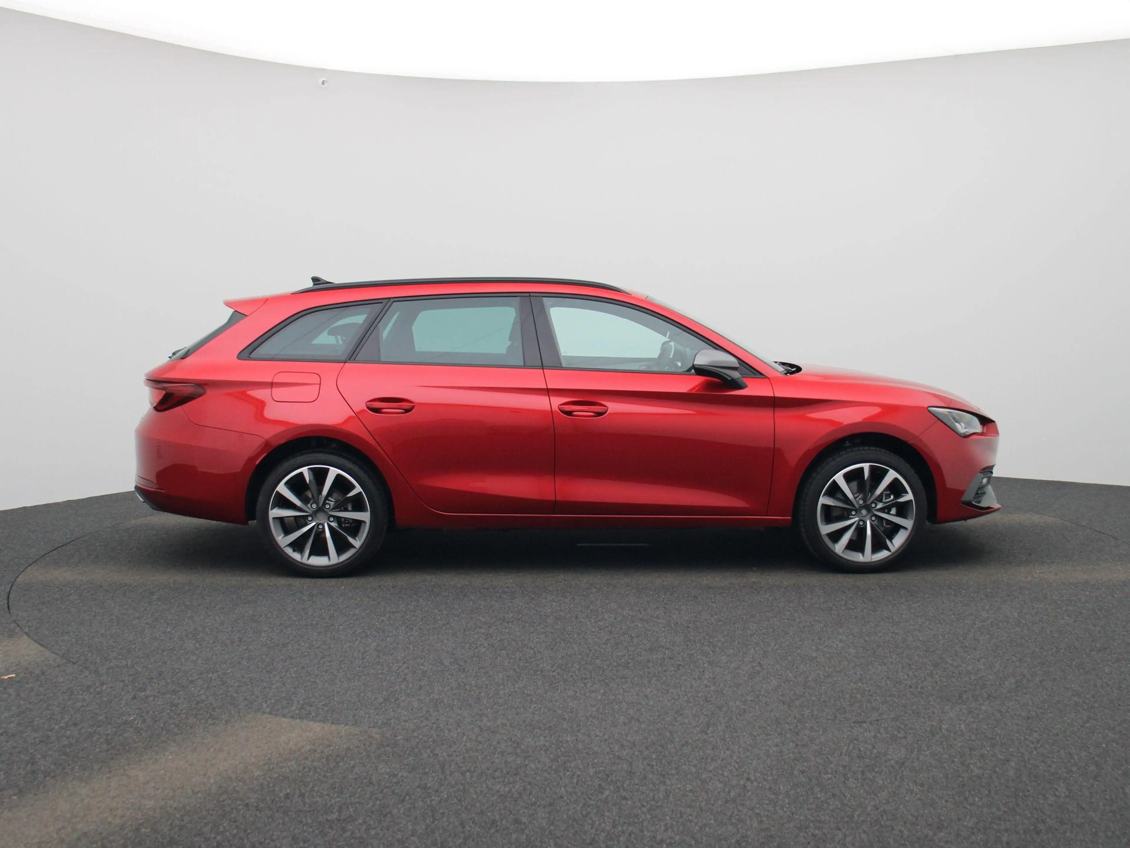 SEAT Leon e-Hybrid Sportstourer 1.5 TSI FR Business 204 PK | Automaat — photo 6