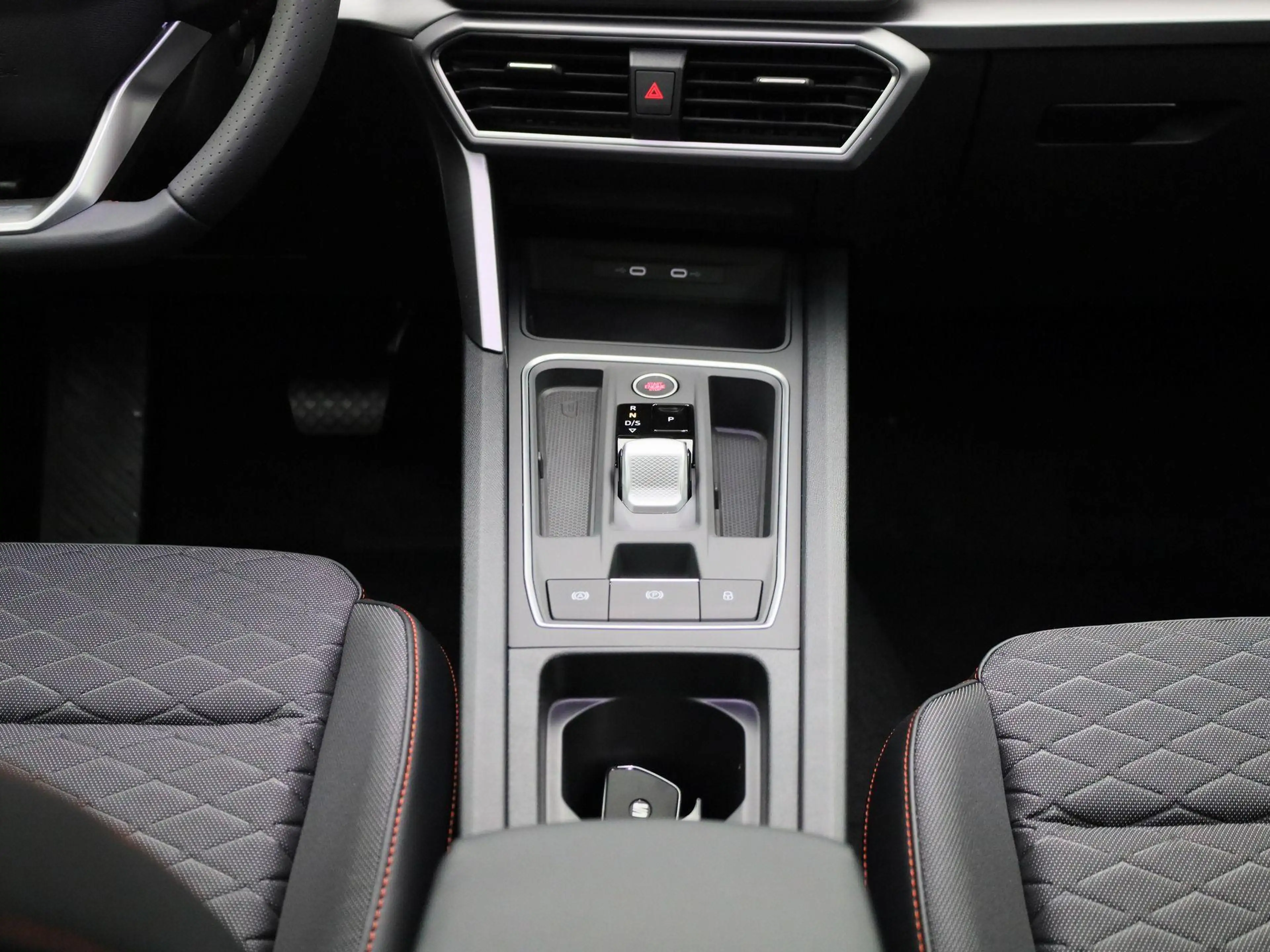 SEAT Leon e-Hybrid Sportstourer 1.5 TSI FR Business 204 PK | Automaat — photo 9