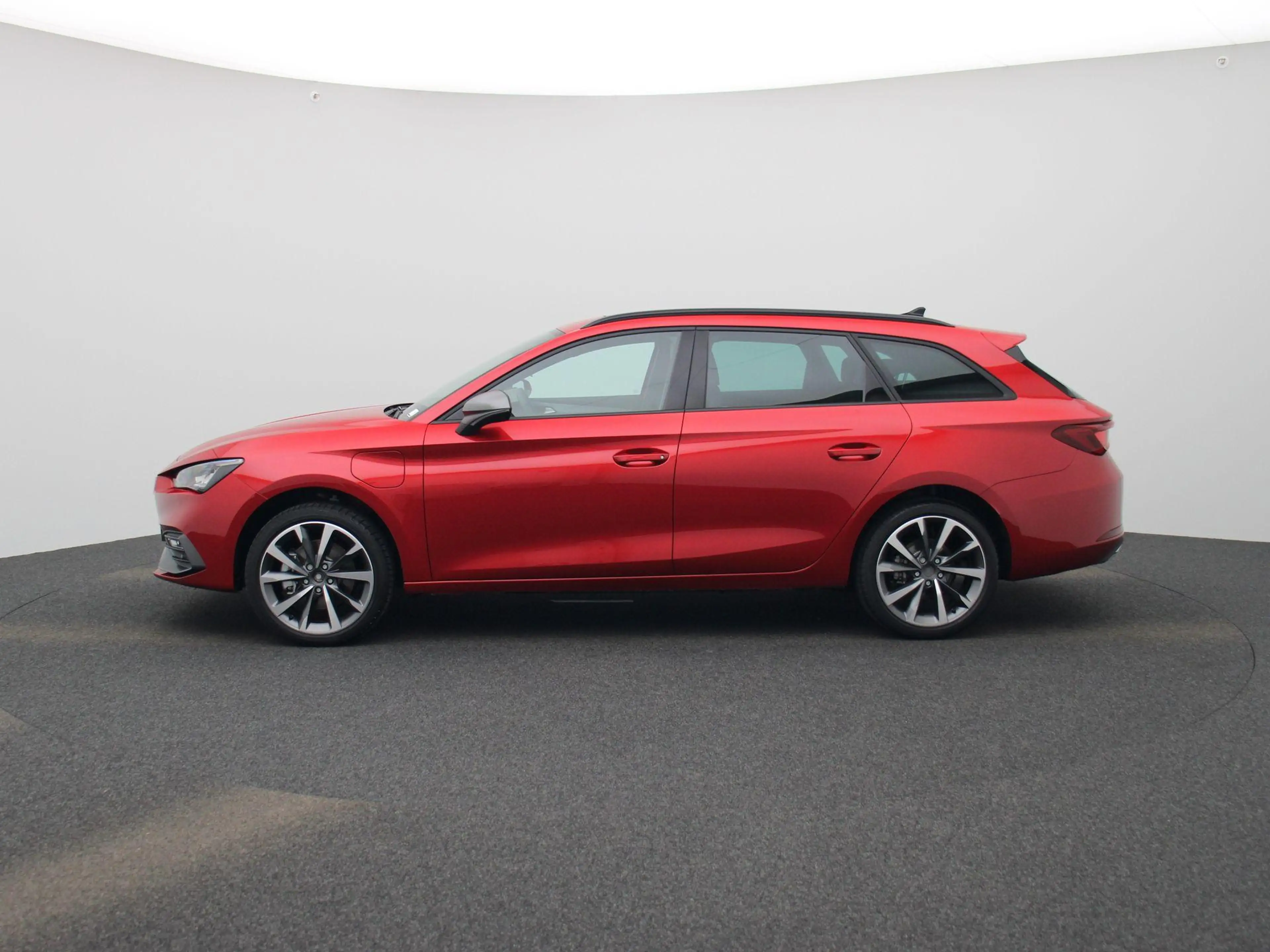 SEAT Leon e-Hybrid Sportstourer 1.5 TSI FR Business 204 PK | Automaat — photo 4