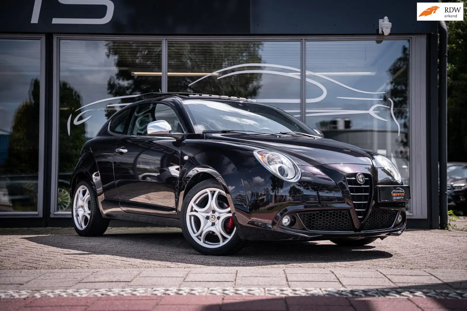 Alfa Romeo MiTo 1.4 T Distinctive|Schuif/Kanteldak|Automaat|Climat Zwart - 1