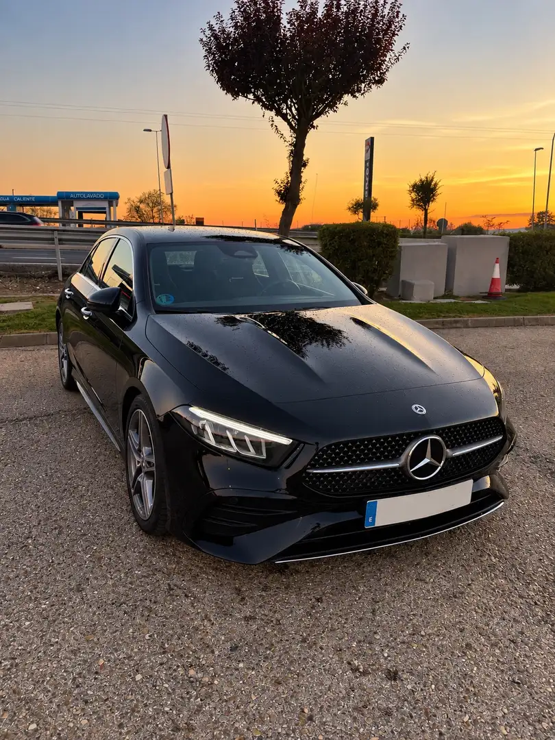Mercedes-Benz A 200 Progressive Line Advanced 7G-DCT - 1