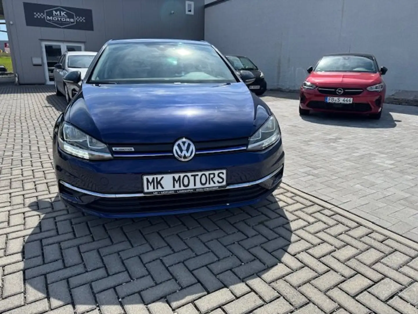 Volkswagen Golf IQ.DRIVE BlueMotion Blau - 2