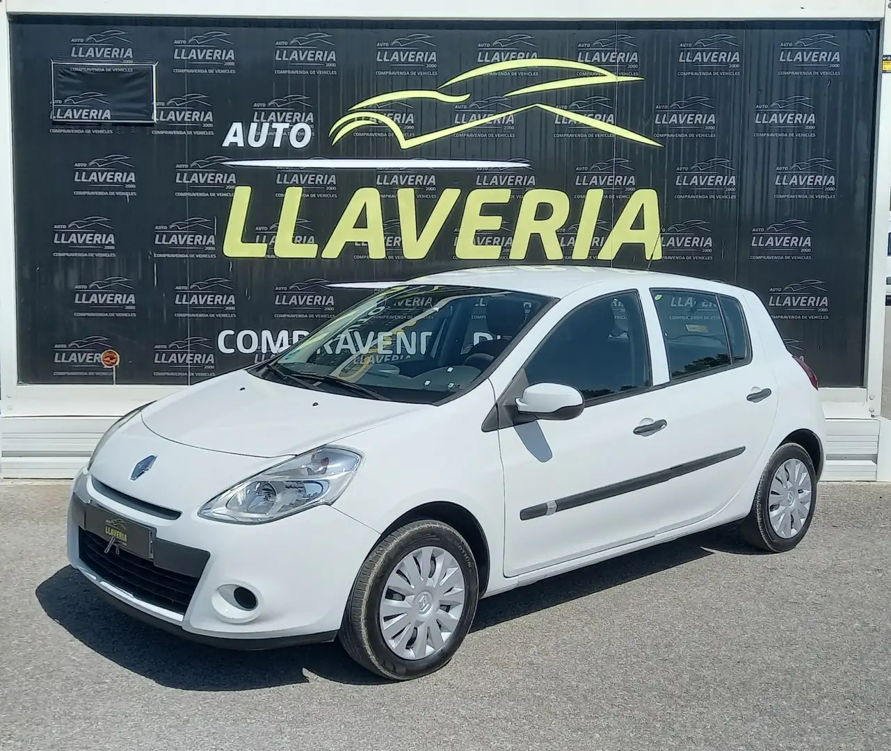 Renault Clio 1.2 Authentique Wit - 1