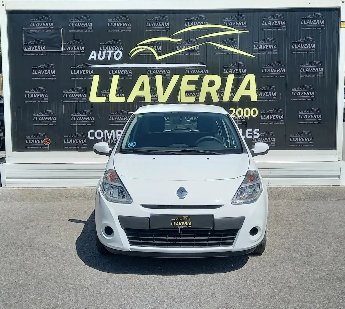 Renault Clio 1.2 Authentique Wit - 2
