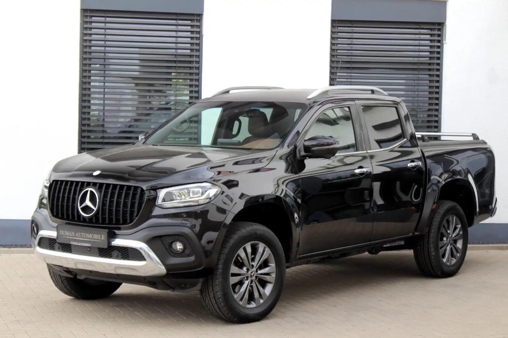 Mercedes-Benz X 250 d 4M **PROGRESSIVE-PAKET 360° COMAND LED** Schwarz - 1