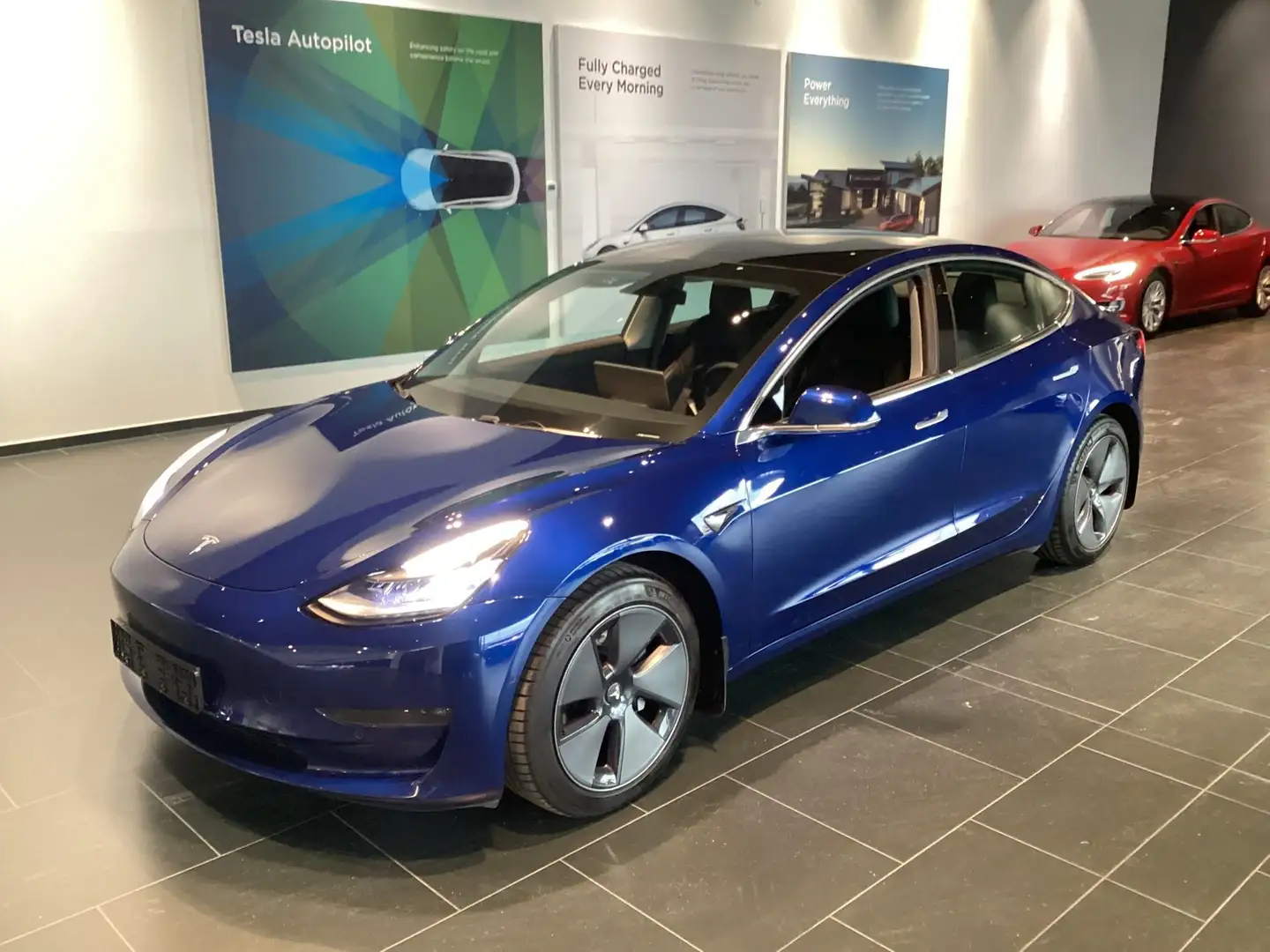 Tesla Model 3 75 kWh Long-Range Dual Motor Bleu - 1