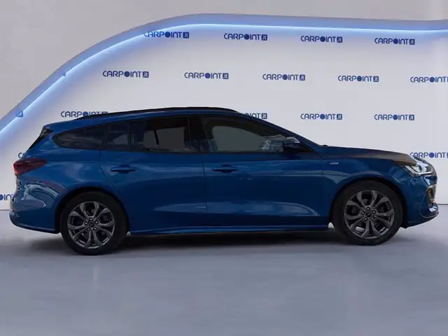 Ford Focus view 6