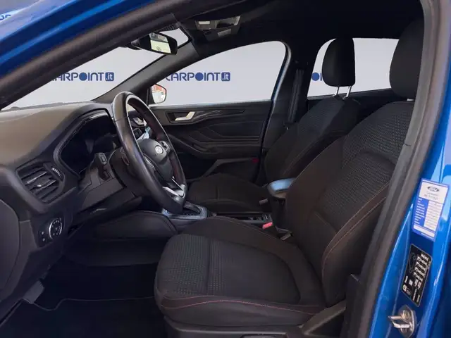 Ford Focus view 9