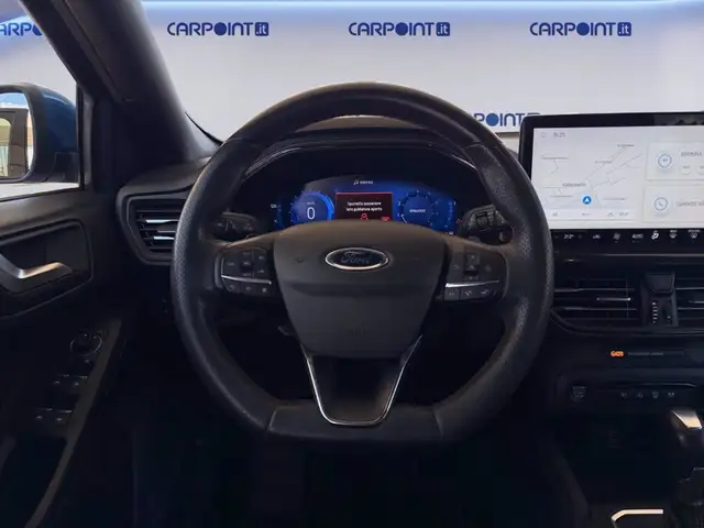 Ford Focus view 12