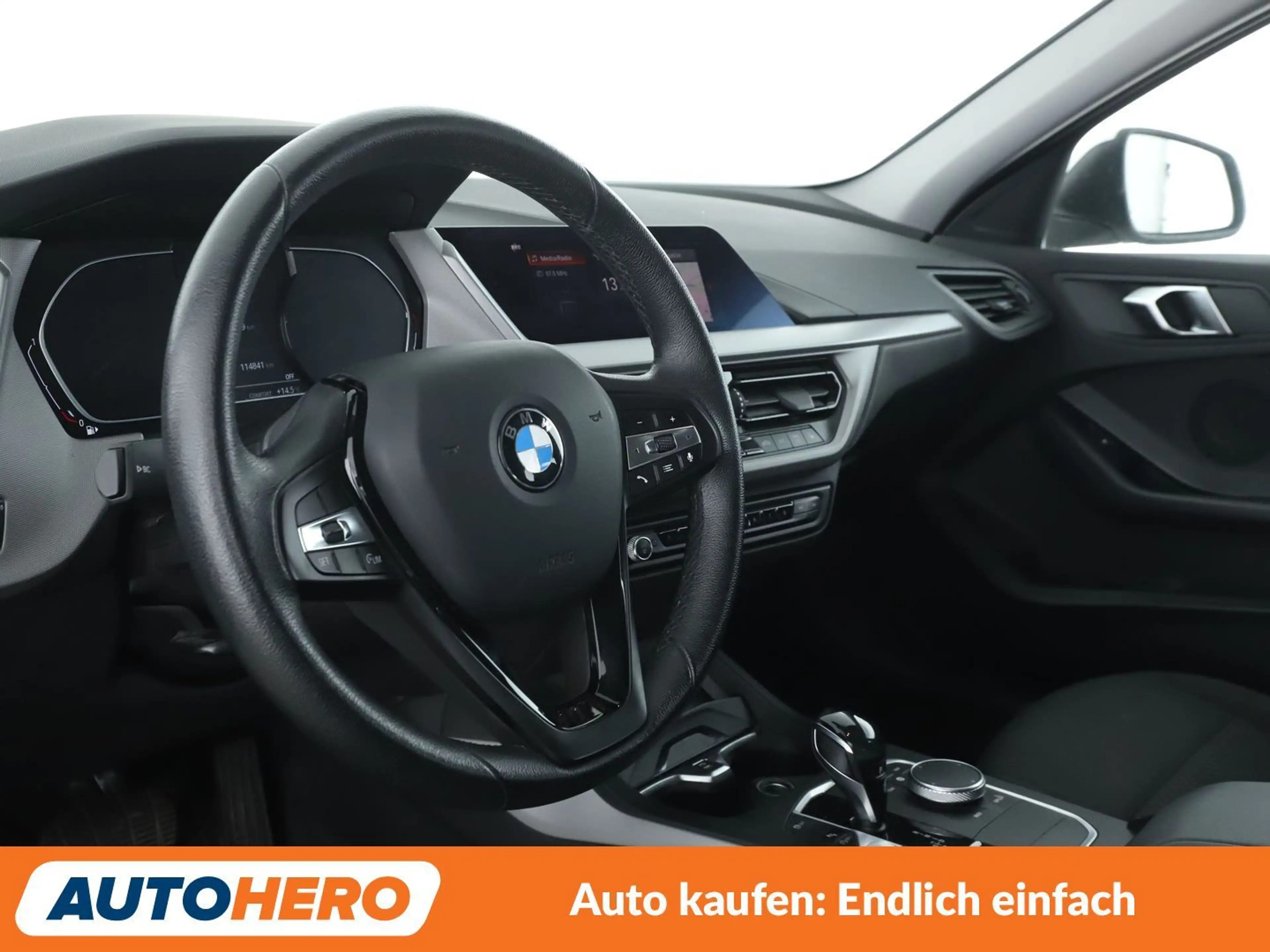 BMW 118 i  Aut.*NAVI*PDC*LIM*SHZ* — photo 11