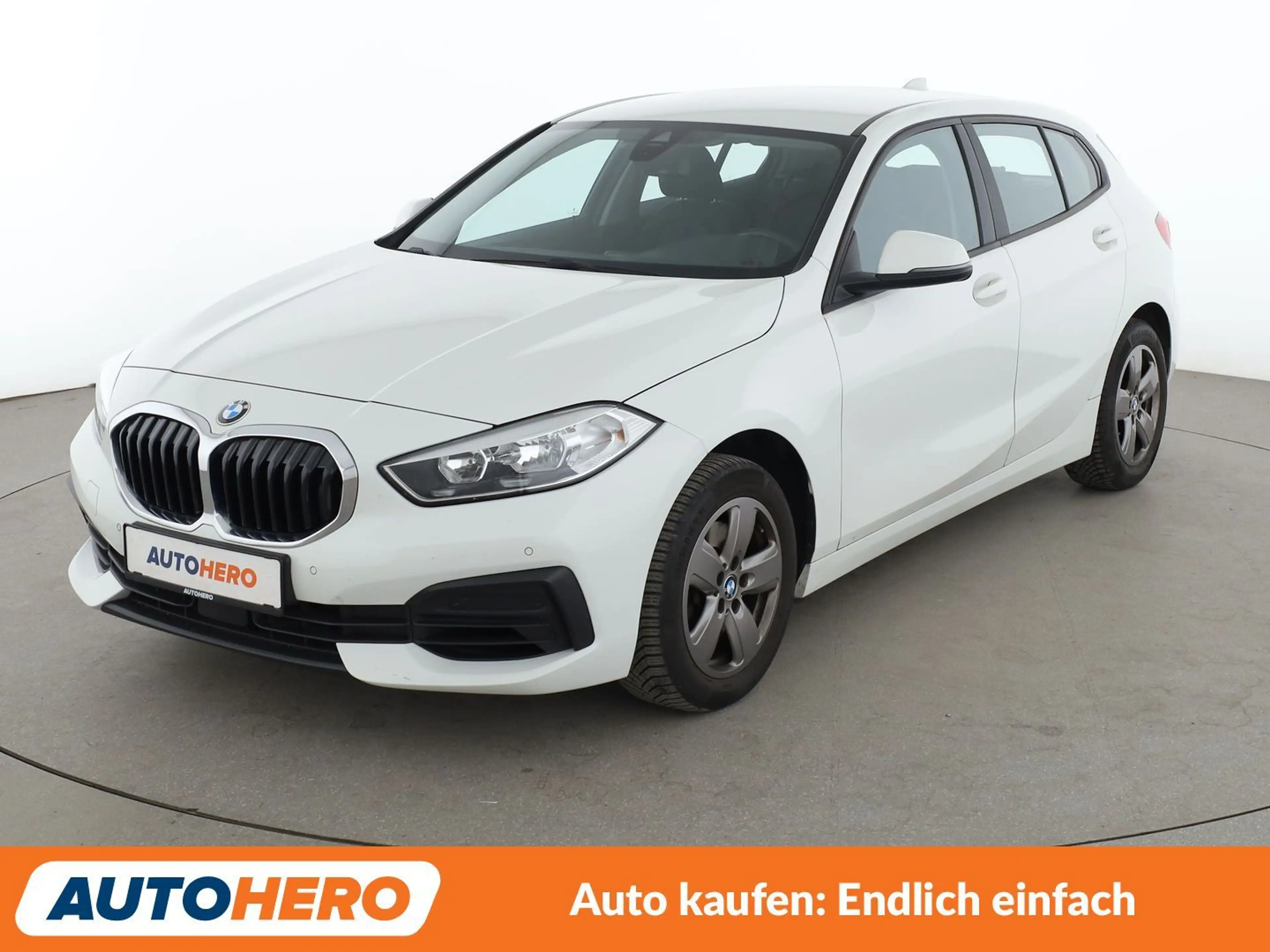 BMW 118 i Aut.*NAVI*PDC*LIM*SHZ*