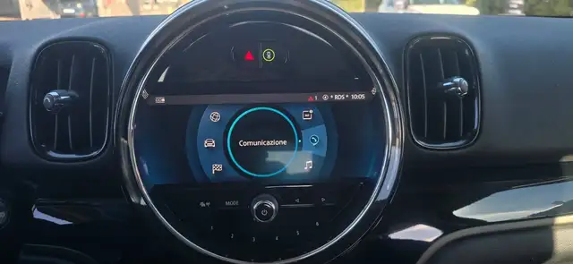 Mini Countryman view 18