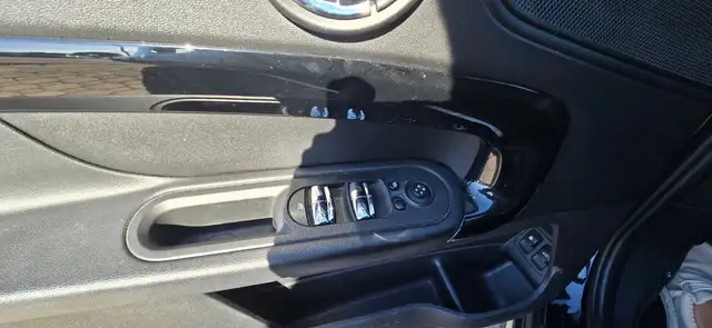 Mini Countryman view 9