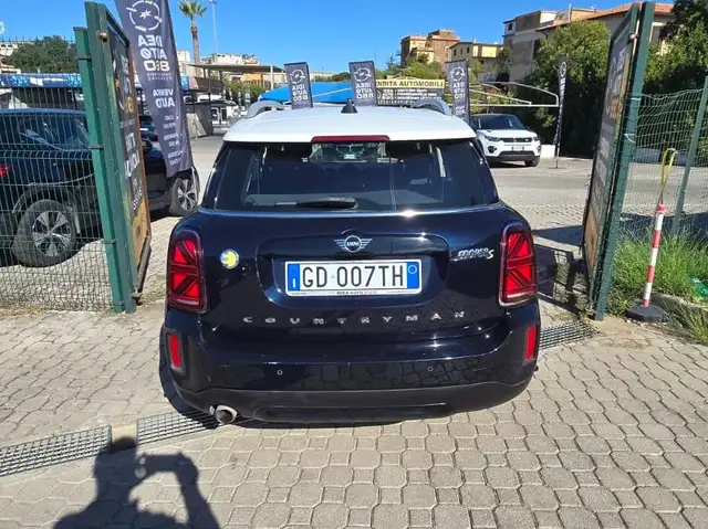 Mini Countryman view 5
