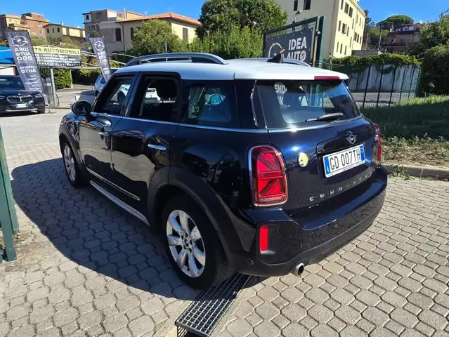 Mini Countryman view 6