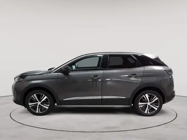 Peugeot 3008 view 6
