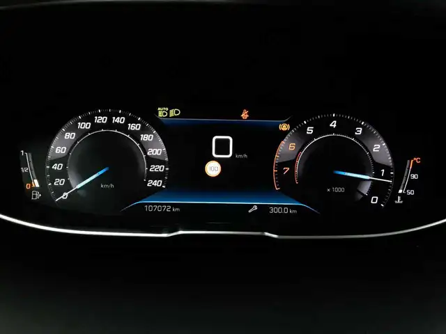 Peugeot 3008 view 11