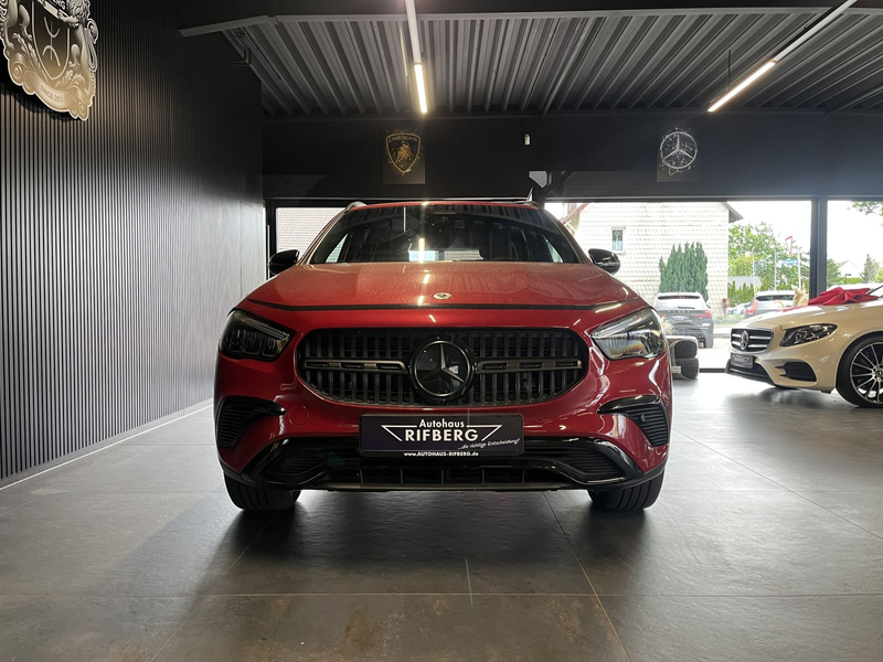 Mercedes-Benz GLA 180 PROGRESSIVE/KEYLESS/LED/NIGHT/KAMERA/DAB — photo 2