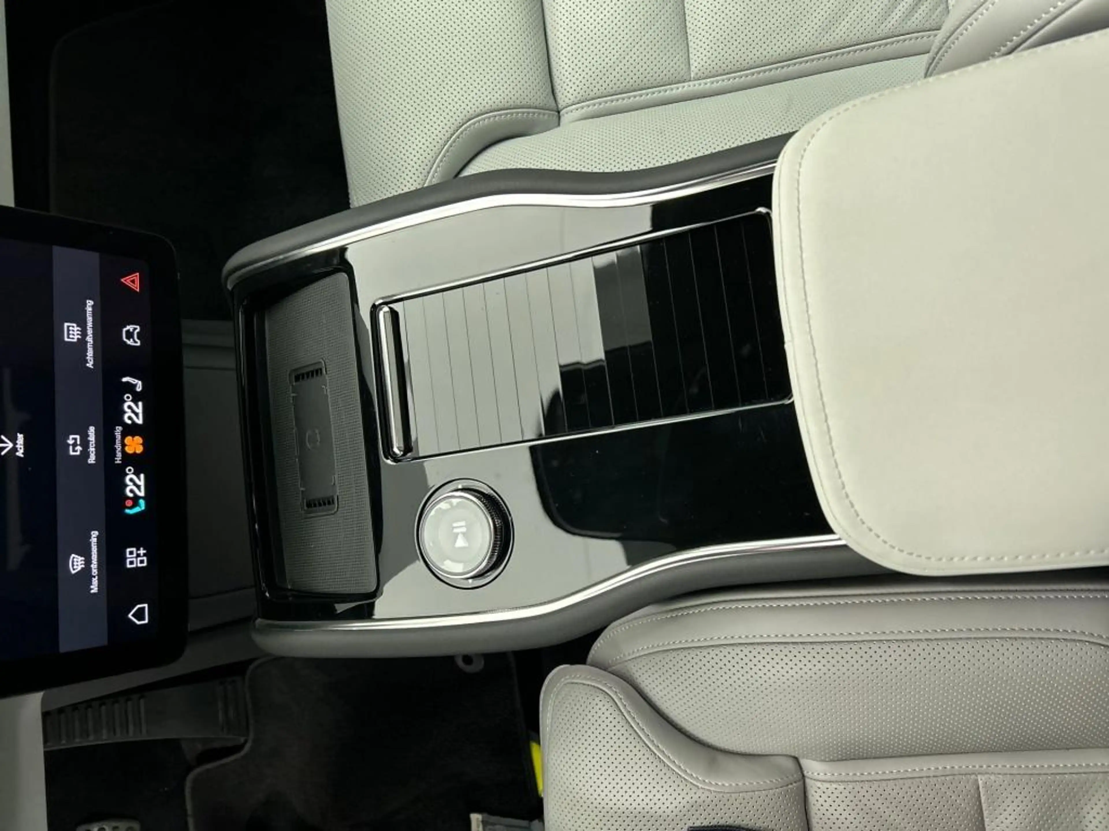 Polestar 3 Long Rang Dual Motor Performance 111 kWh — photo 14