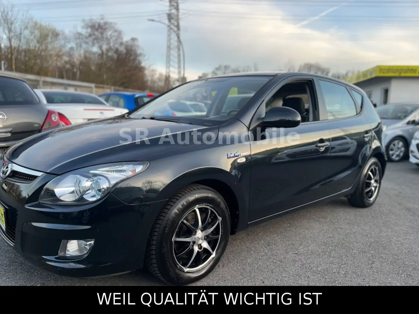 Hyundai i30 Classic*TÜV NEU* Schwarz - 2