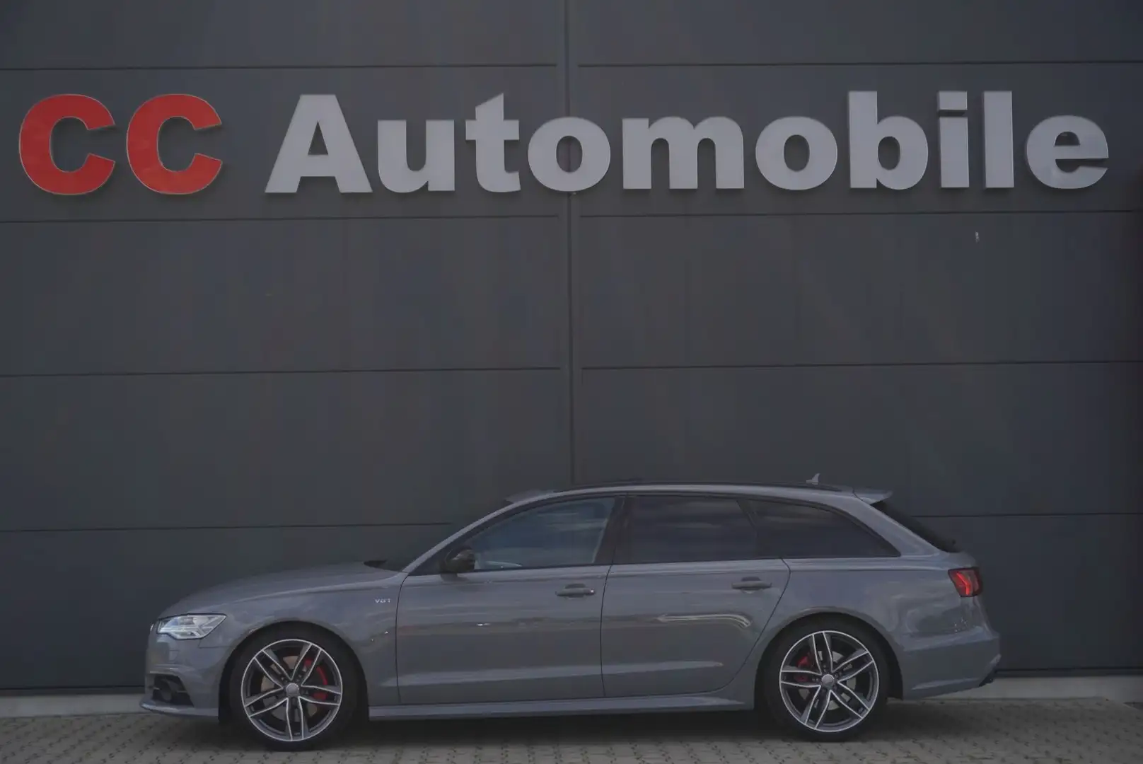 Audi A6 Avant Competition"S-Sitze"Pano"Matrix"Luft" Grau - 1
