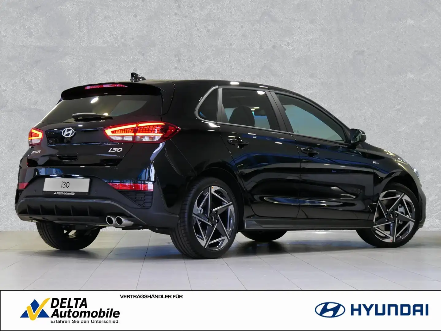 Hyundai i30 Facelift 1.5 TGDI DCT N-Line Panorama Navi Schwarz - 2