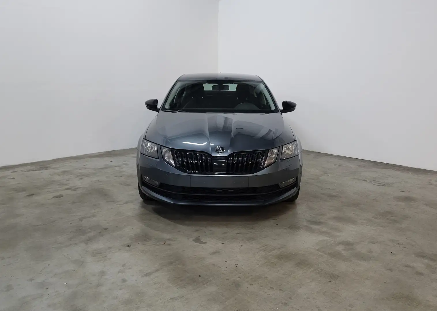 Skoda Octavia 1.5 TSI ACT DSG * BLACK EDITION * CARPLAY Grau - 1