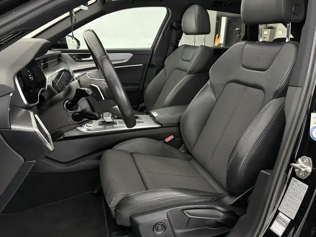 Audi A6 view 14