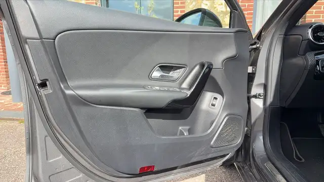 Mercedes-Benz A-Class view 7