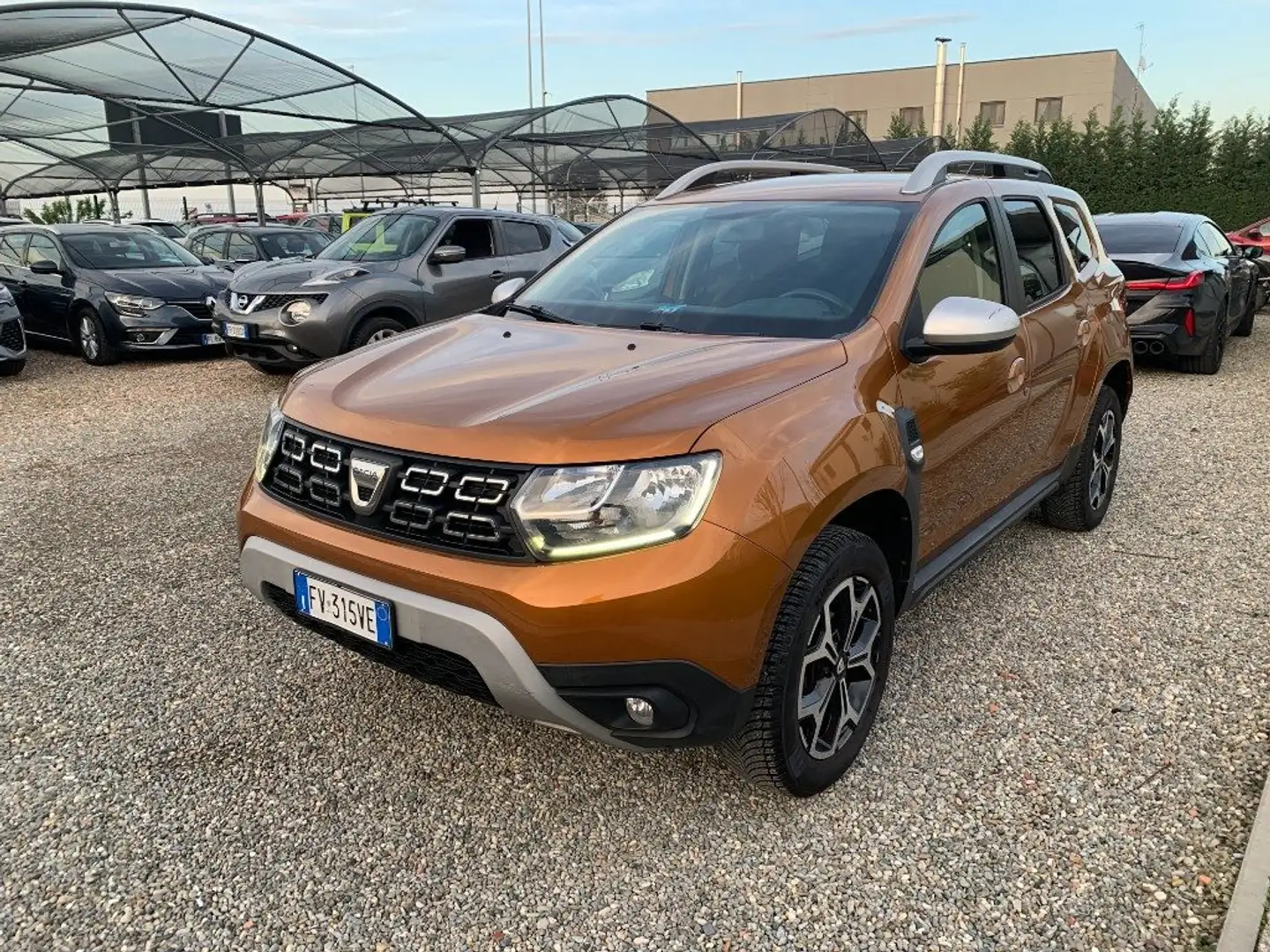 Dacia Duster 1.6 SCe GPL 4x2 Techroad Orange - 1
