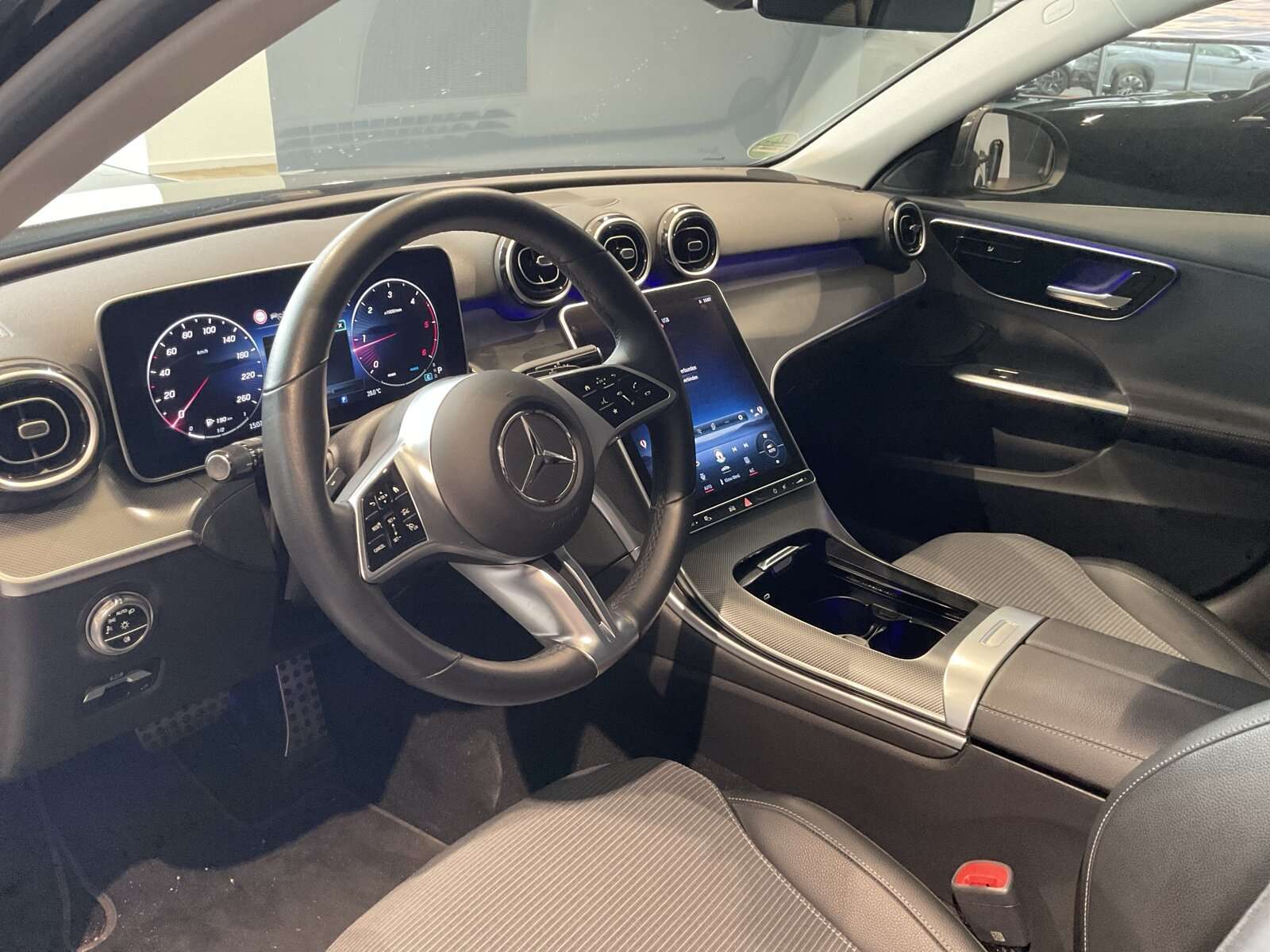 Mercedes-Benz C 220