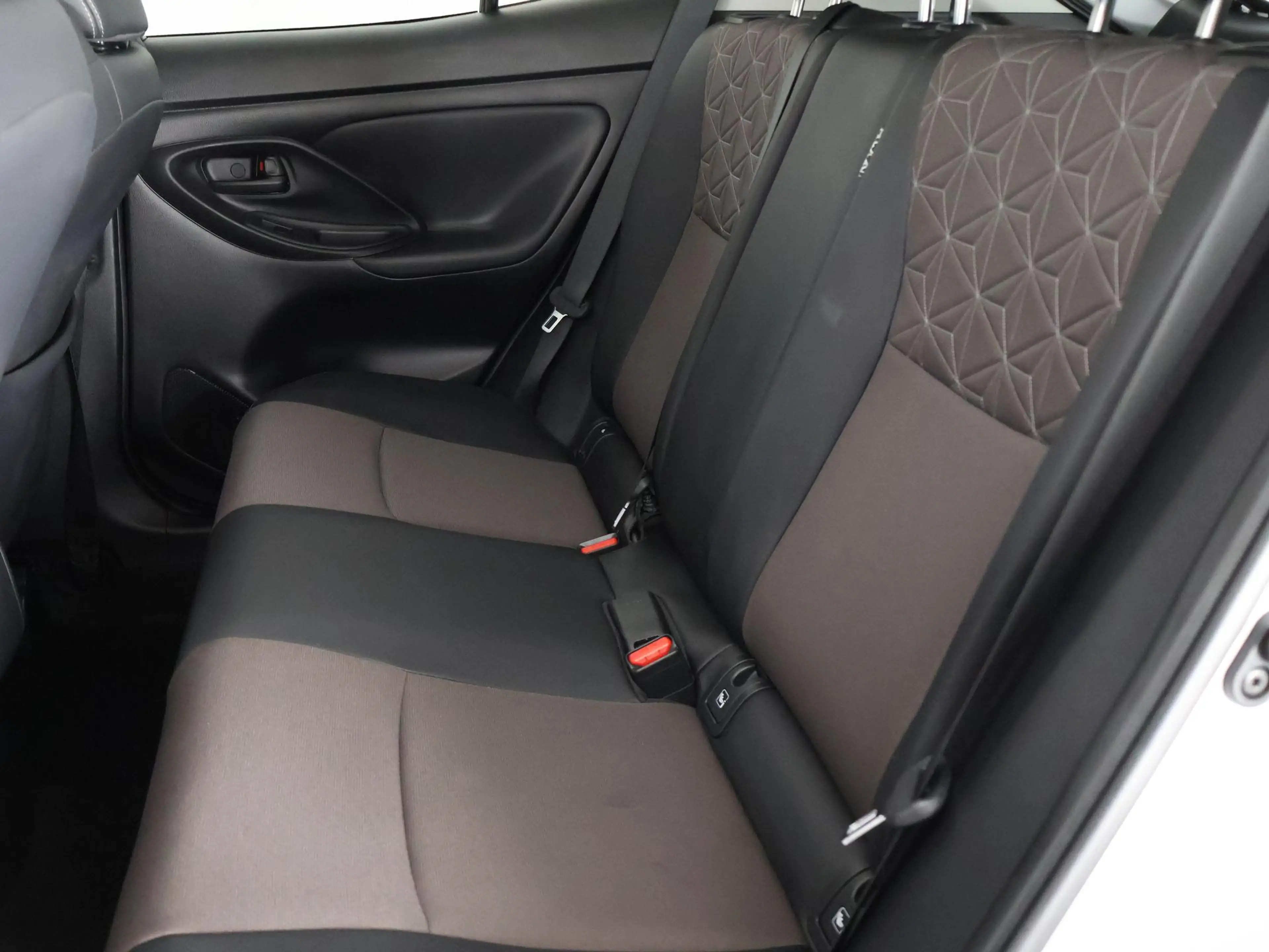 Toyota Yaris Cross 1.5 Hybrid Executive | Apple Carplay & AndroidAUTO — photo 24