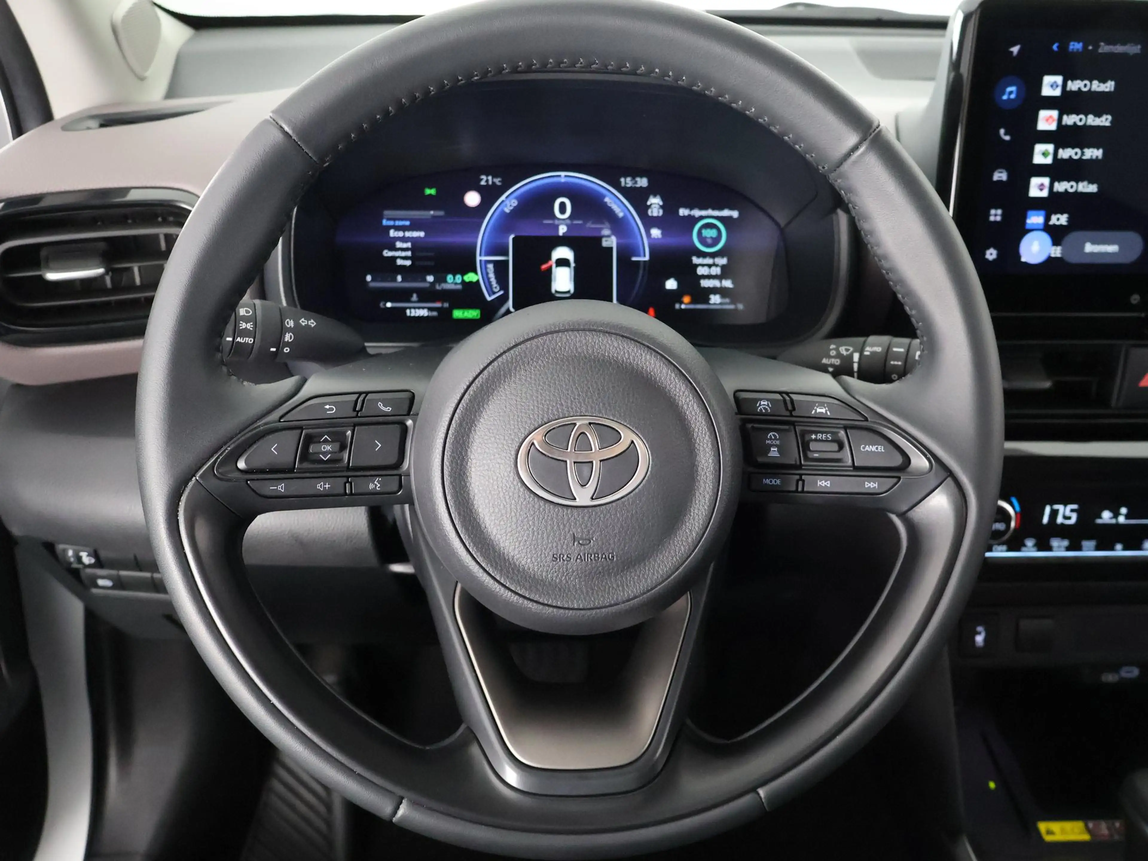 Toyota Yaris Cross 1.5 Hybrid Executive | Apple Carplay & AndroidAUTO — photo 8
