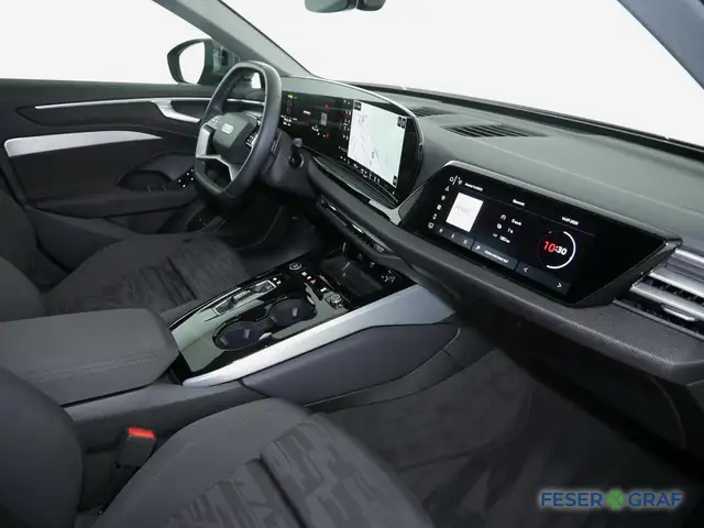 Audi A6 view 3