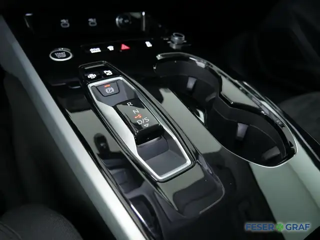 Audi A6 view 7