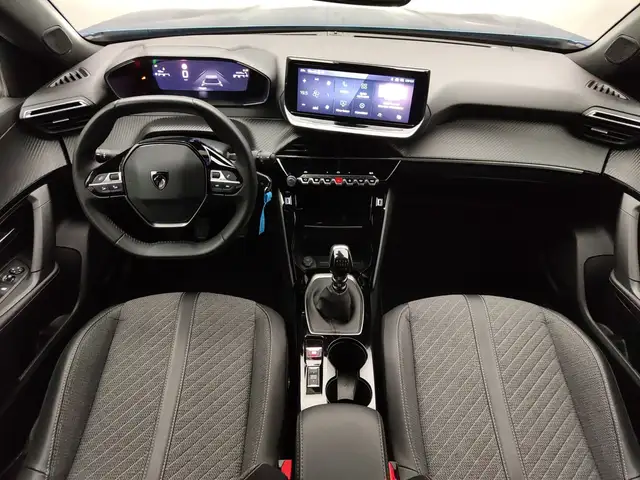 Peugeot 2008 view 9