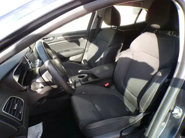 Renault Megane view 7